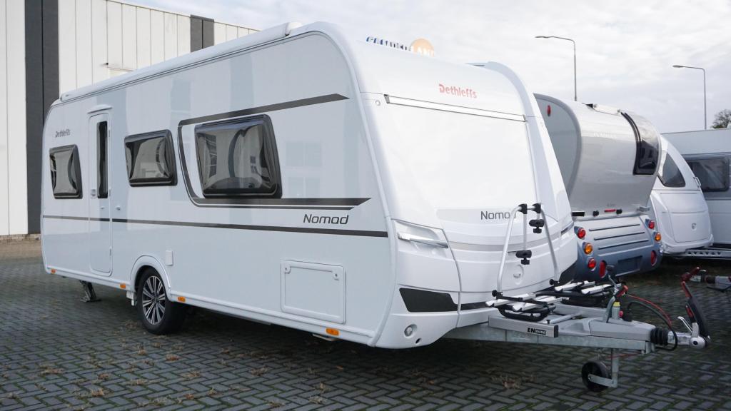 Dethleffs Nomad 530 DR Nieuwstaat ! 1e eig., Caravans en Kamperen, Caravans, Rondzit, Overige typen, Schokbreker, Bedrijf