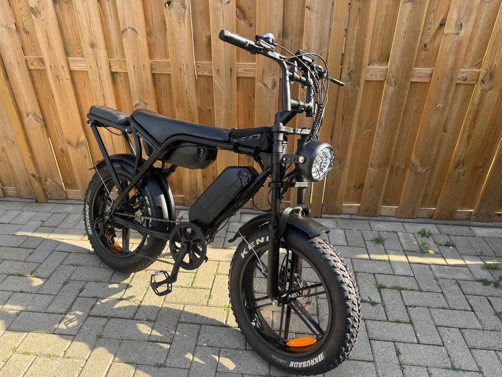 Fatbike Ouxi V8 met dubbele accu en NFC in Nieuwstaat, Zo goed als nieuw, 59 cm of meer, 50 km per accu of meer, Ophalen