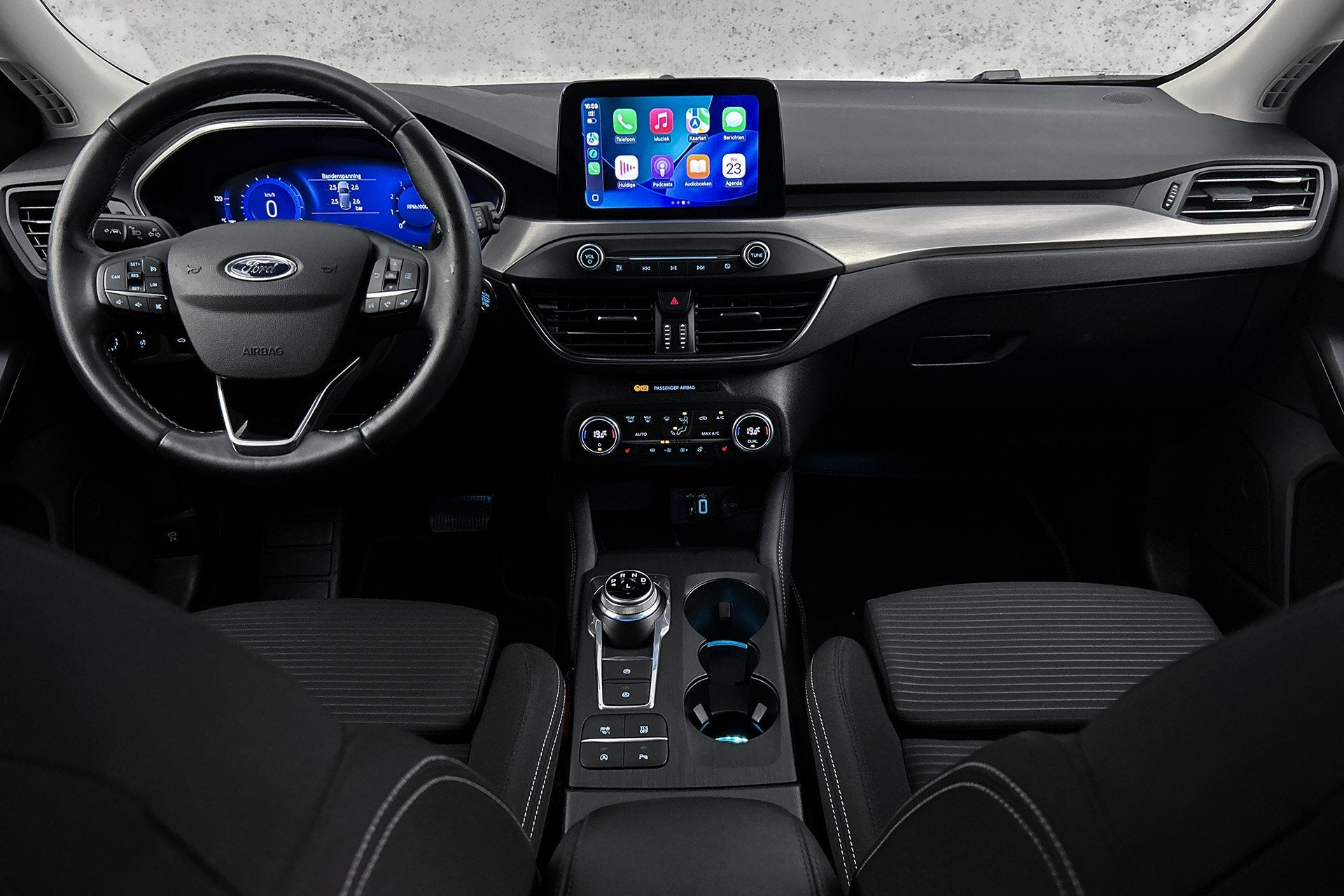 Ford FOCUS Wagon 1.0 EcoBoost Titanium X Business | Camera |, Auto's, Stof, Gebruikt, Wit, Origineel Nederlands