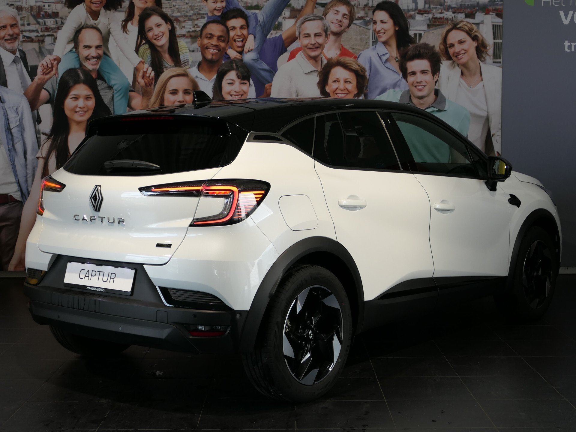 Renault Captur 1.8 E-Tech full hybrid 160 techno Camera, Ada, Stof, 4 cilinders, Bedrijf, Hybride Elektrisch/Benzine