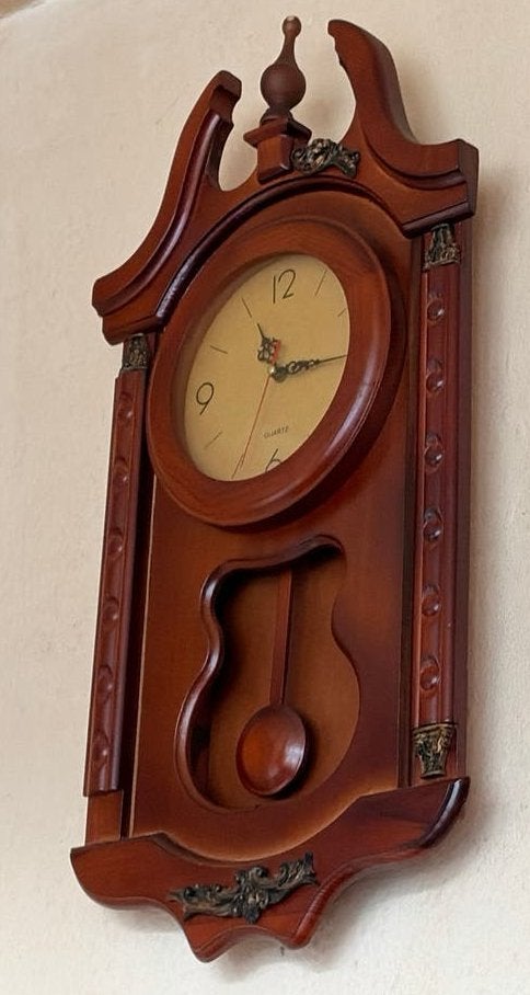 Klassieke Houten Wandklok met Slinger - Kwarts Uurwerk, Ophalen