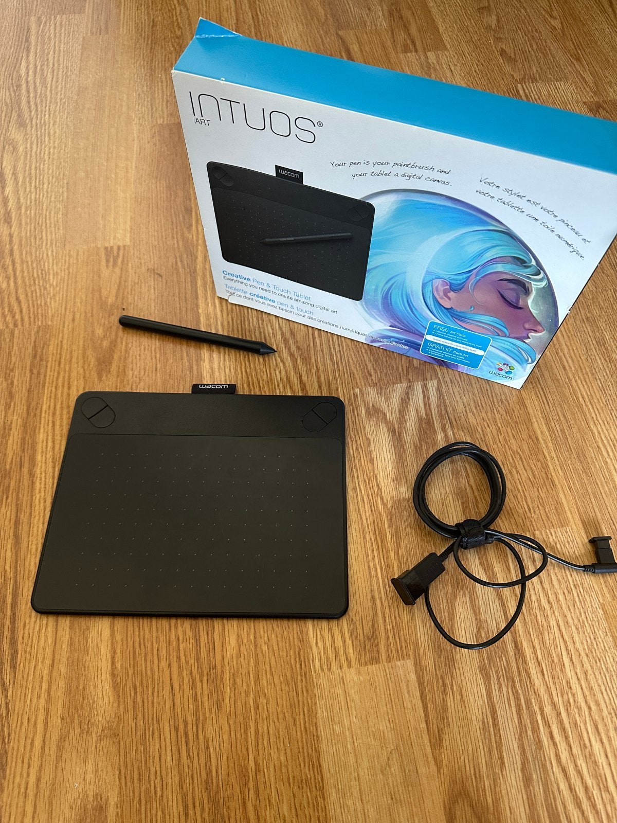 Wacom Intuos Teken Tablet - Zeer goede staat, Computers en Software, Ophalen of Verzenden, Zo goed als nieuw, Bedraad