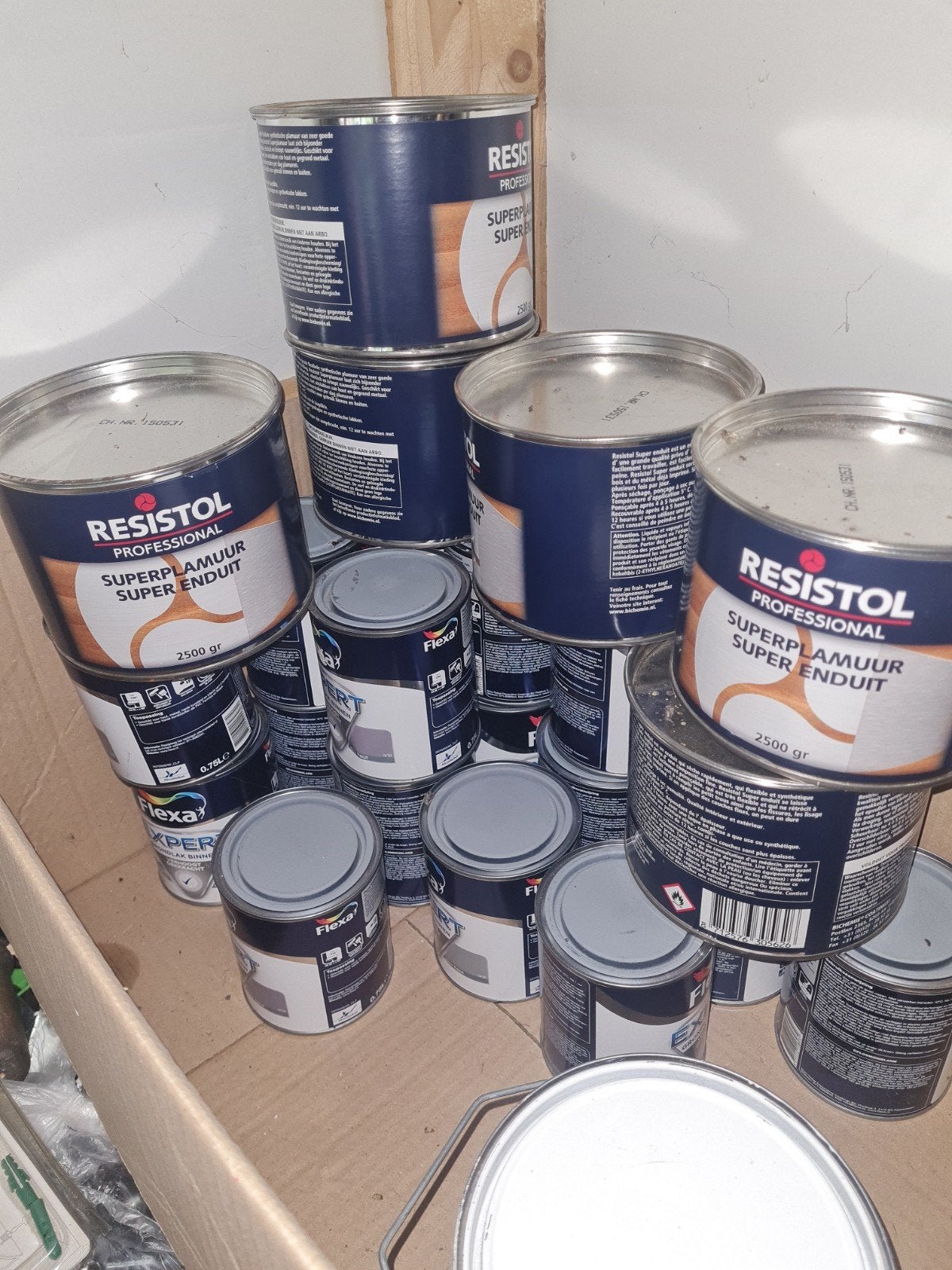 partij verf en plamuur, 10 tot 15 liter, Ophalen, Grijs, Verf