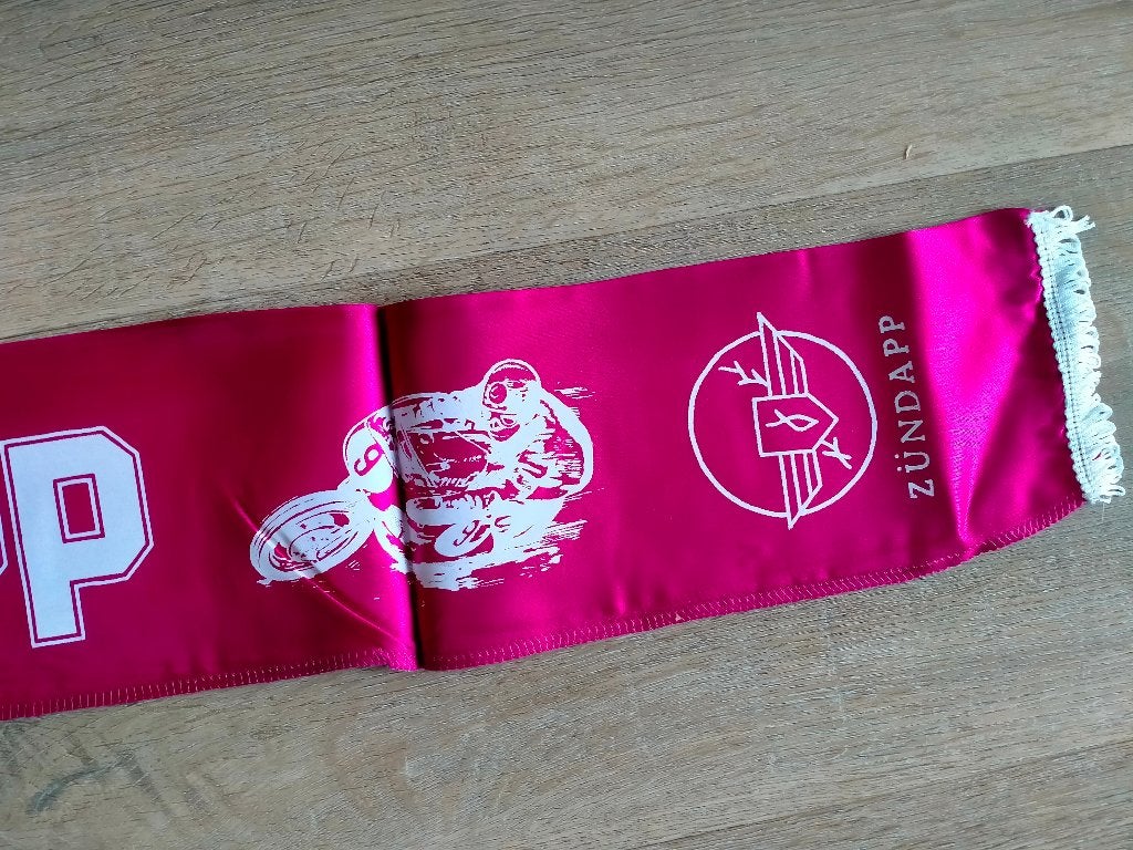 Foto 4 van Zundapp motor motoren merk vintage logo sjaaltje sjaal 1