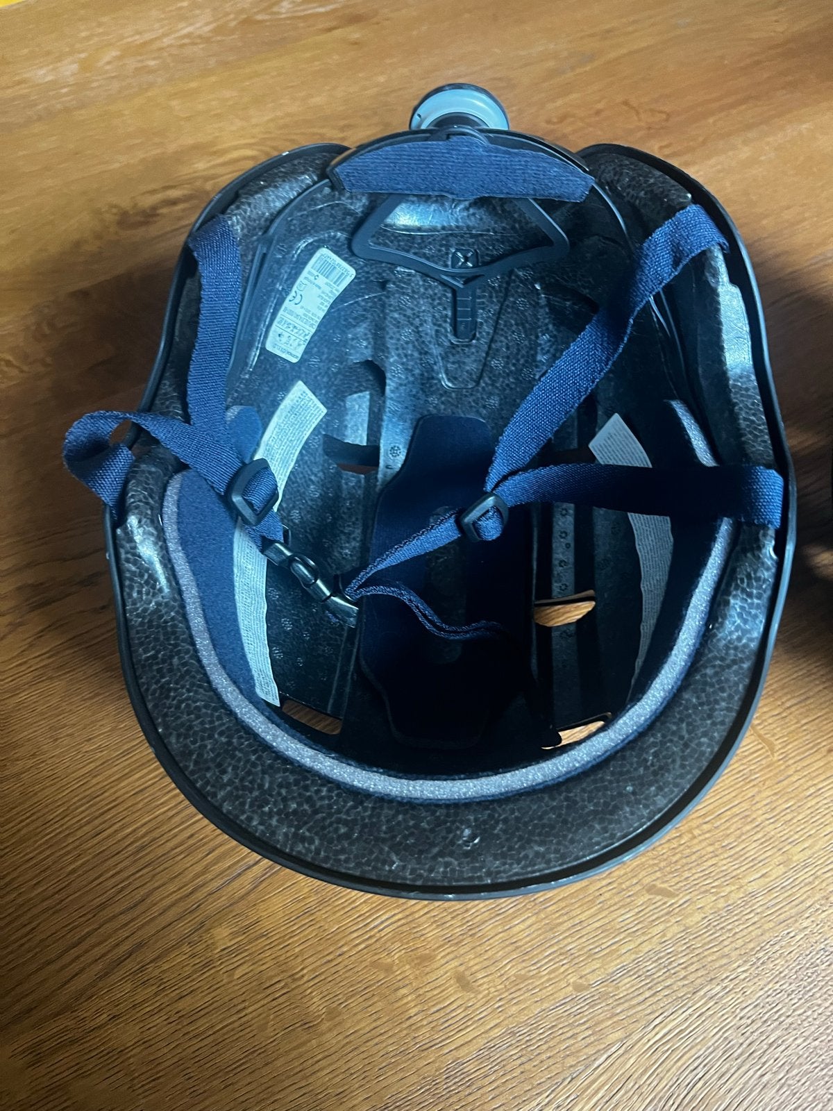Oxelo skate en fiets helm - Zwart (2 stuks), Ophalen, Gebruikt, Bescherming