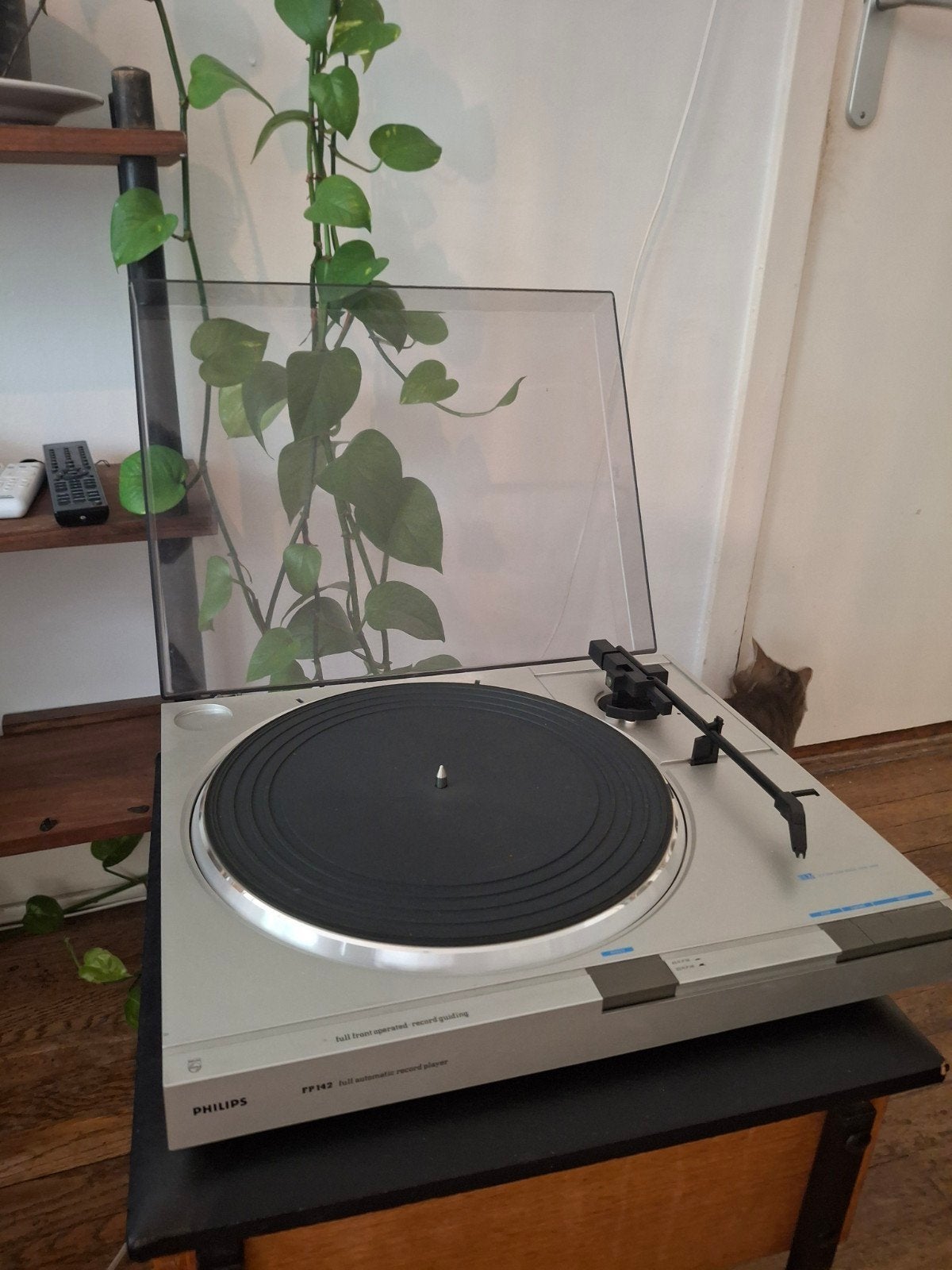 Philips FP142 Volautomatische Platenspeler