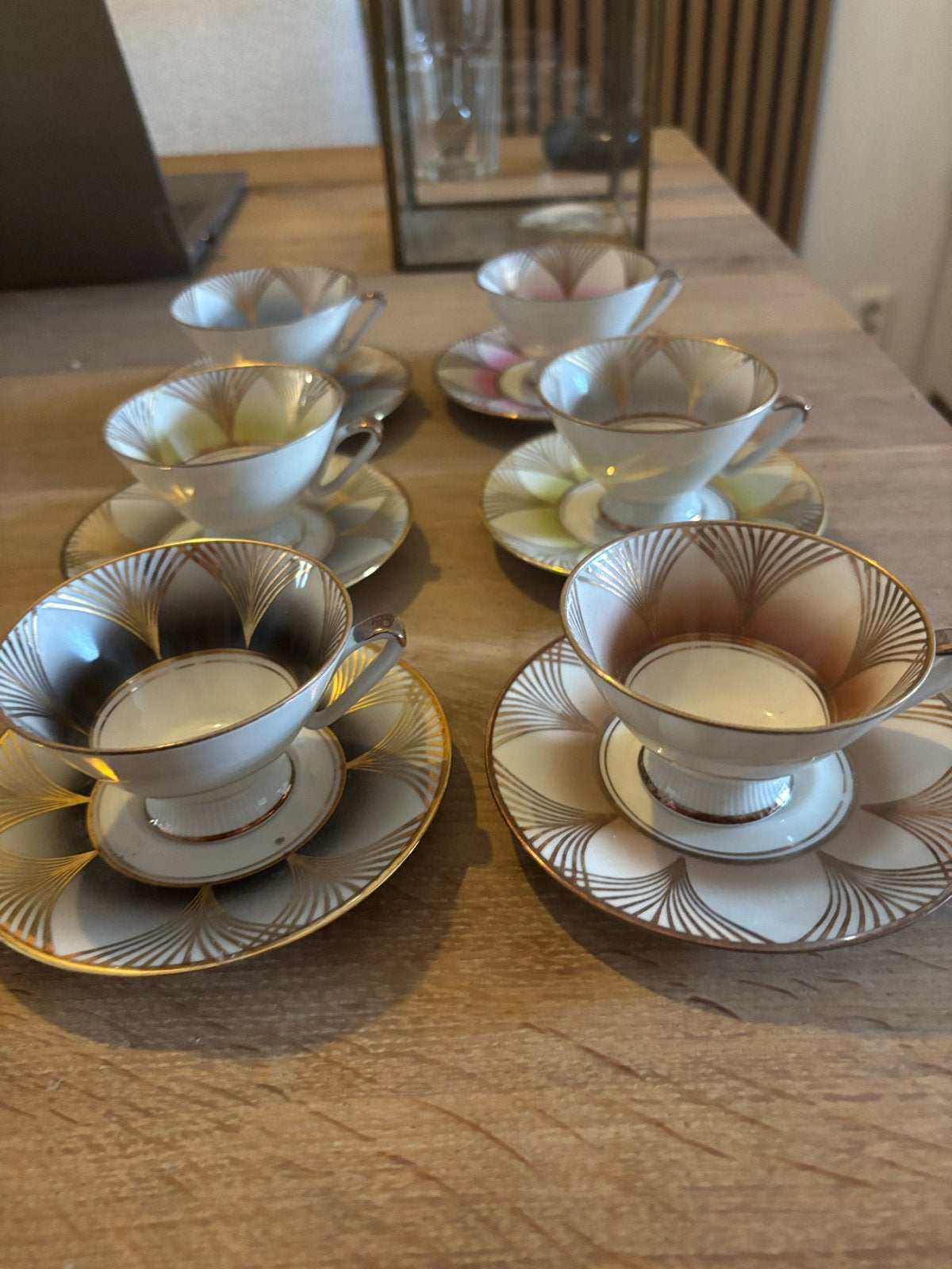 Set van 6 vintage theekopjes met schotels - Art Deco stijl, Antiek en Kunst, Ophalen