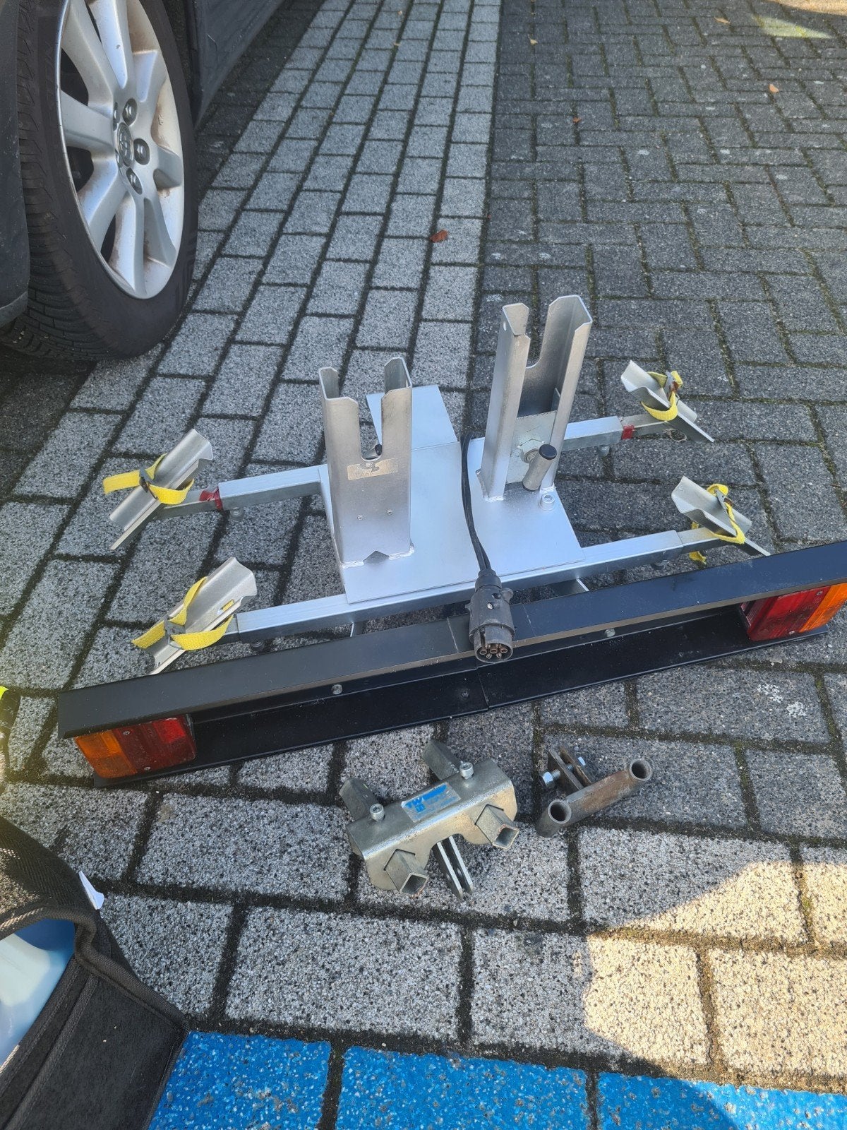 Twinny Load bike carrier, Ophalen, 2 fietsen, Zo goed als nieuw, Trekhaakdrager