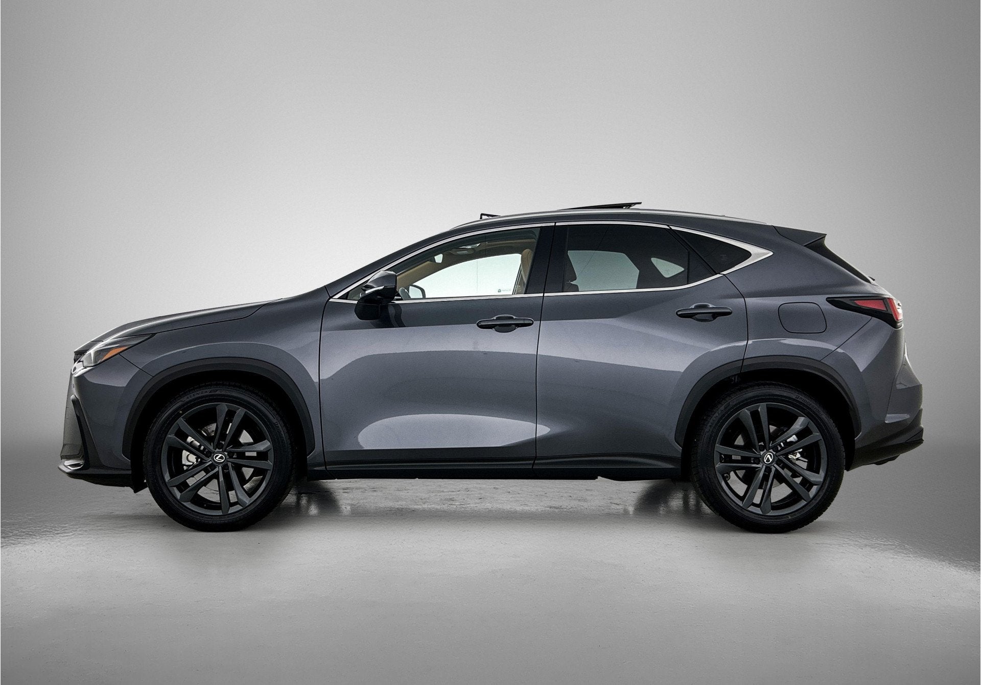 Lexus NX 450h+ AWD 35th Edition | Panoramisch Schuifdak | St, Auto's, Lexus, Automaat, 12 maanden, Gebruikt, Euro 6