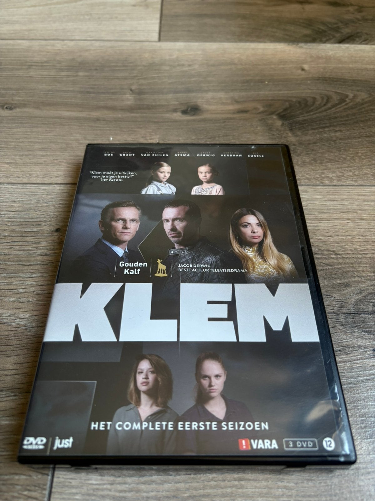 Klem seizoen 1, Vanaf 12 jaar, Ophalen of Verzenden, Zo goed als nieuw, Actie en Avontuur