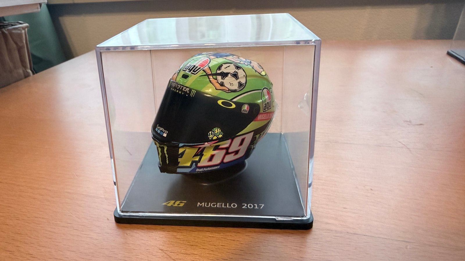 Valentino Rossi "The Doctor" Helm Schaal 1:5 Mugello 2017, Hobby en Vrije tijd, Modelauto's | 1:5 tot 1:12, Ophalen of Verzenden