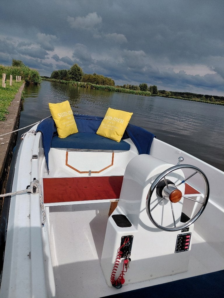 Leuke polyester boot/sloep/visboot, Ophalen, Gebruikt