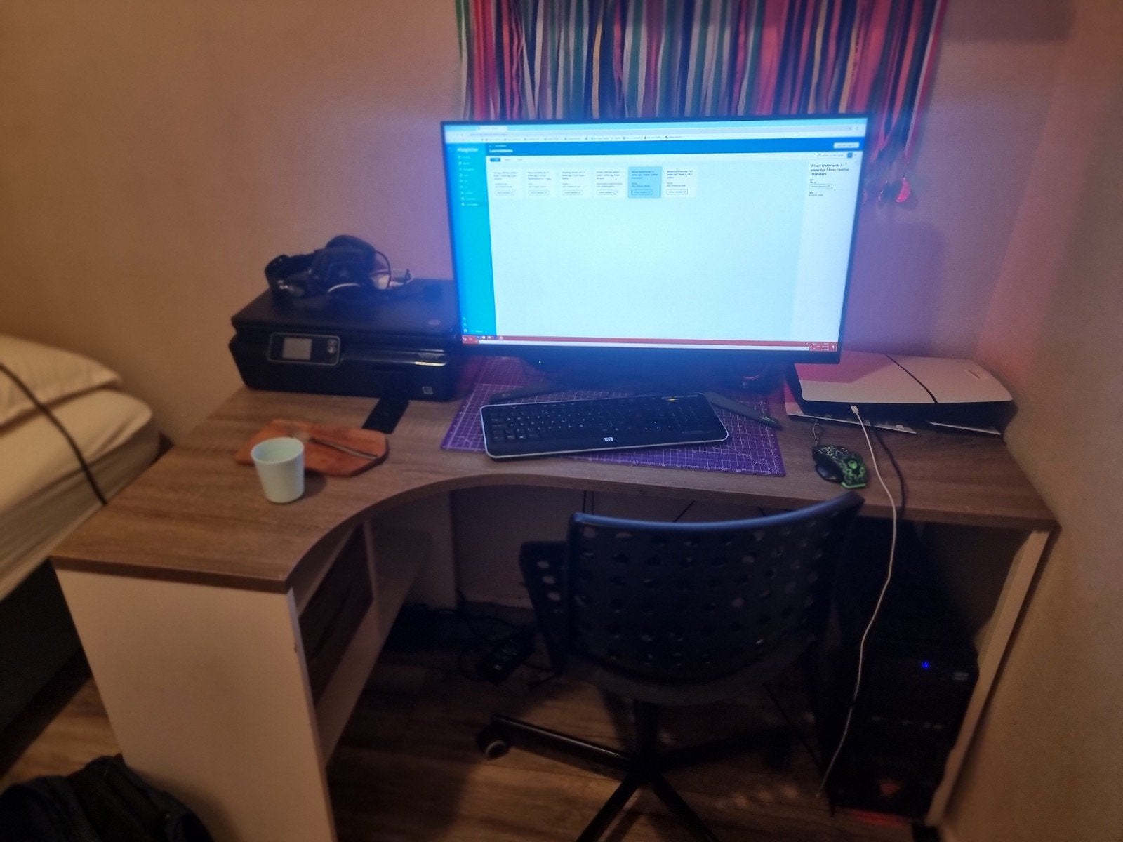 mooie beuro/werktafel, Ophalen of Verzenden, Zo goed als nieuw