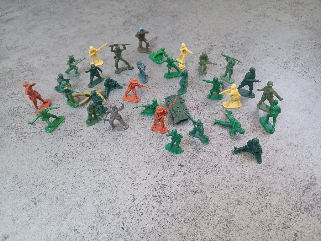 Nostalgisch speelgoed mini soldaatjes, Ophalen of Verzenden, Gebruikt