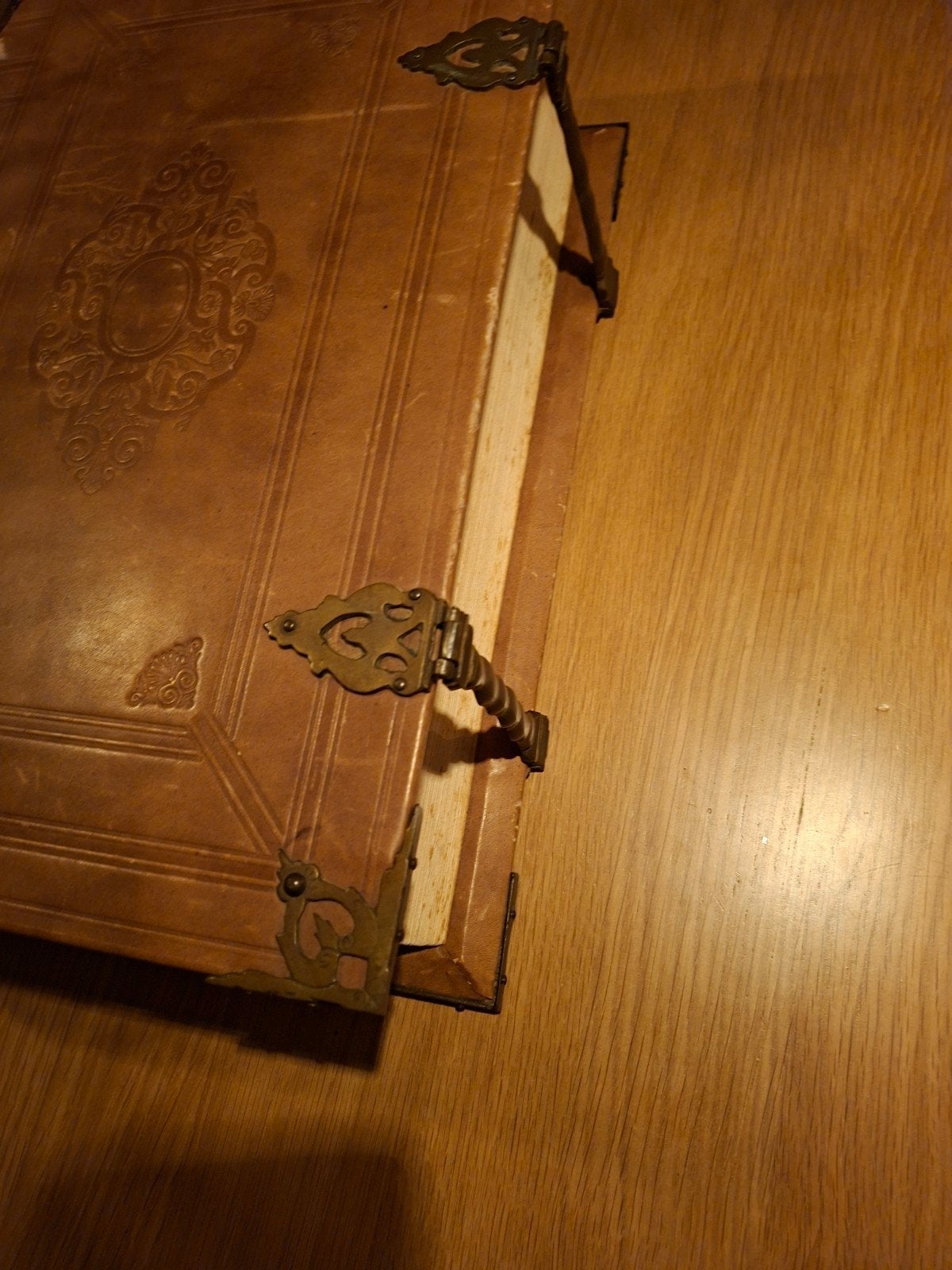 Prachtige Statenbijbel; replica Statenbijbel 1657, Ophalen