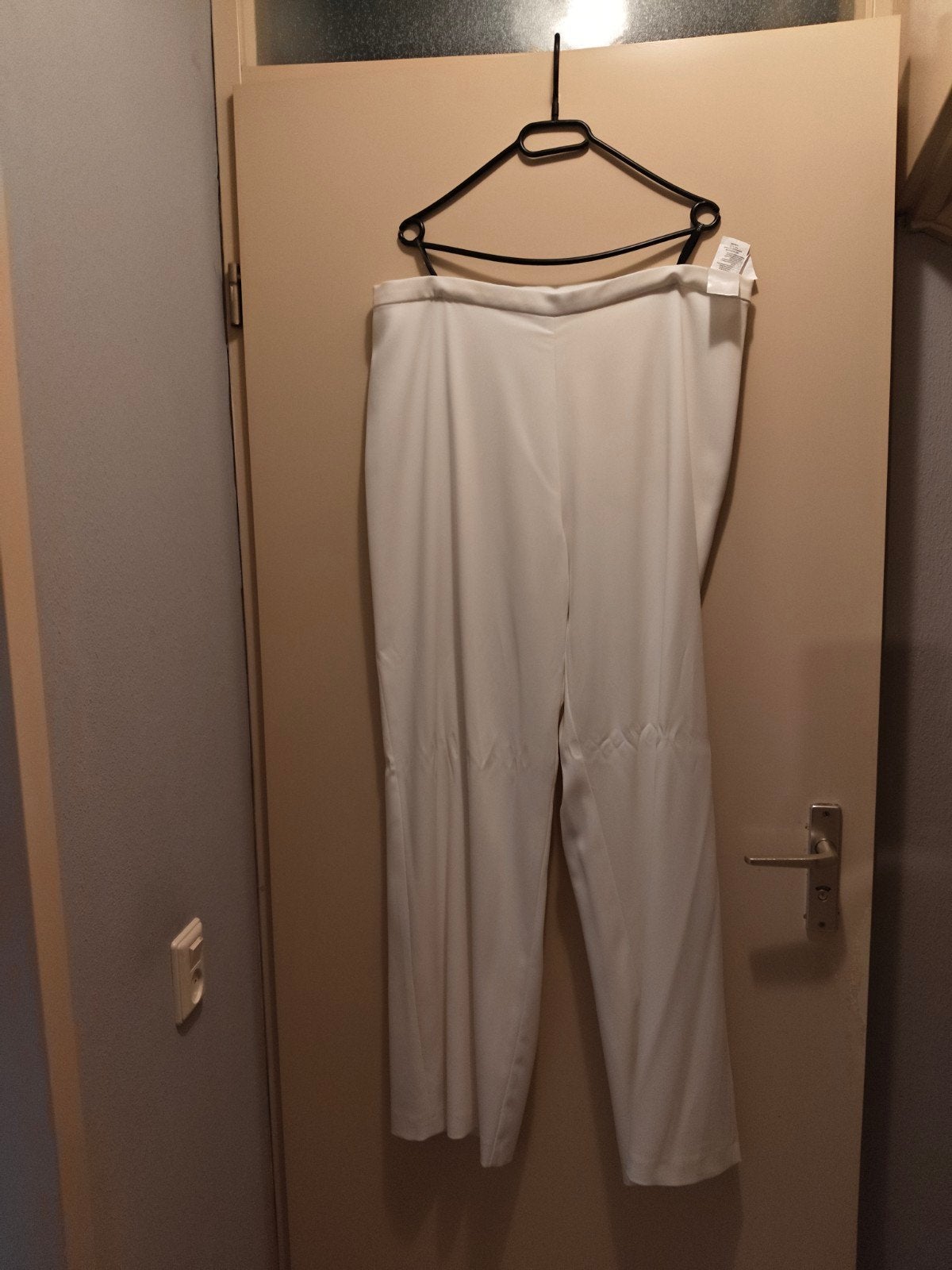 mooie broek nieuw  maat 46, Ophalen of Verzenden, Zo goed als nieuw, Wit, Broek of Spijkerbroek