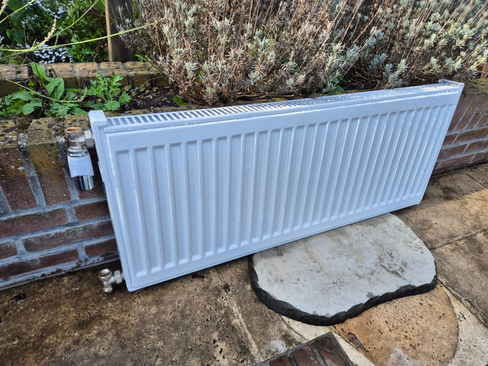 Nette Plieger radiator 100x6x40cm met knop en ophangsysteem, Doe-het-zelf en Verbouw, Ophalen, 60 tot 150 cm, Radiator, 30 tot 80 cm