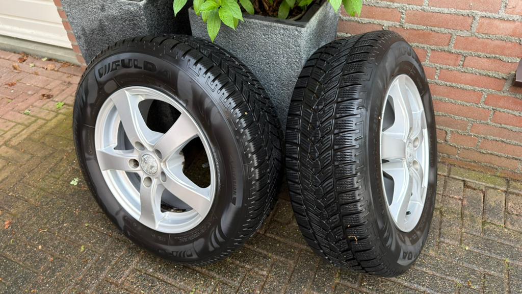 Set Fulda winterbanden op lichtmetalen velg 215/70 R16, Auto-onderdelen, Banden en Velgen, Ophalen, 16 inch, Banden en Velgen