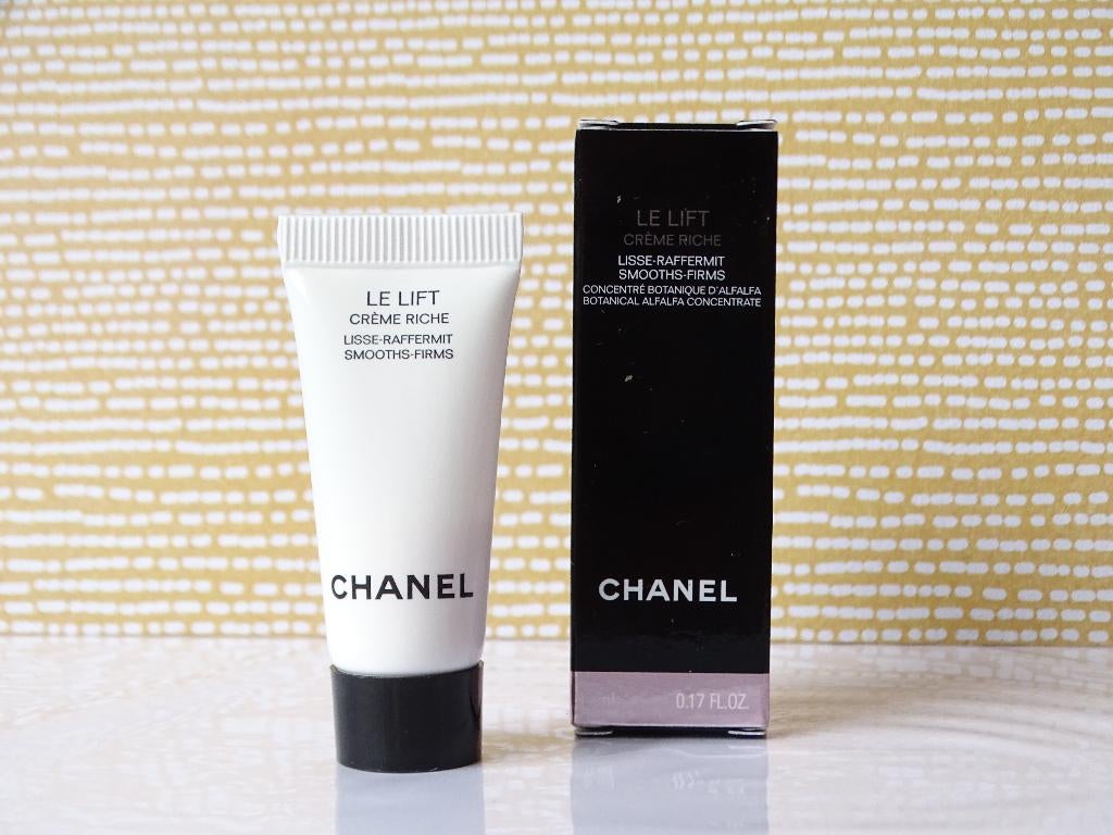 Chanel Le Lift Crème Riche 5ml (1 proefje), Ophalen of Verzenden, Nieuw, Gehele gezicht, Verzorging