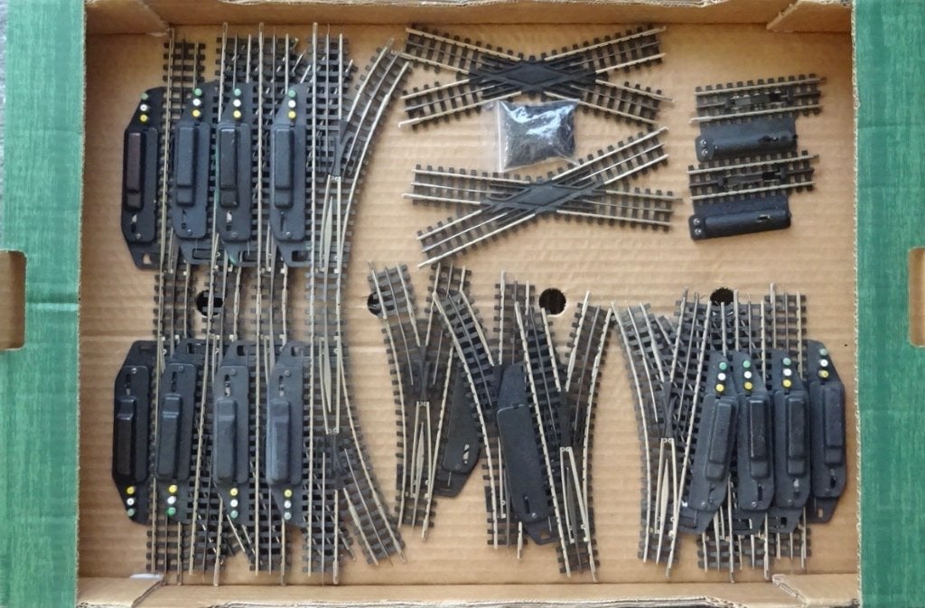 TRIX EXPRESS rails, wissels en schakelaars KAVEL 2, Gebruikt, Gelijkstroom, Trix, Rails
