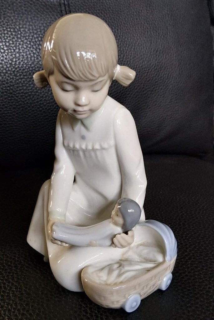 Liadrò /zaphir Spanje meisjes figuur 16 cm hoog, Ophalen of Verzenden, Zo goed als nieuw