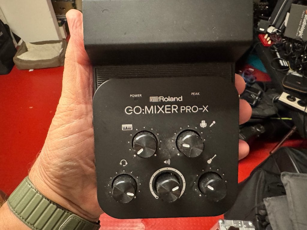 Roland Go Mixer Pro X, Ophalen of Verzenden, Zo goed als nieuw, Minder dan 5 kanalen, Microfooningang