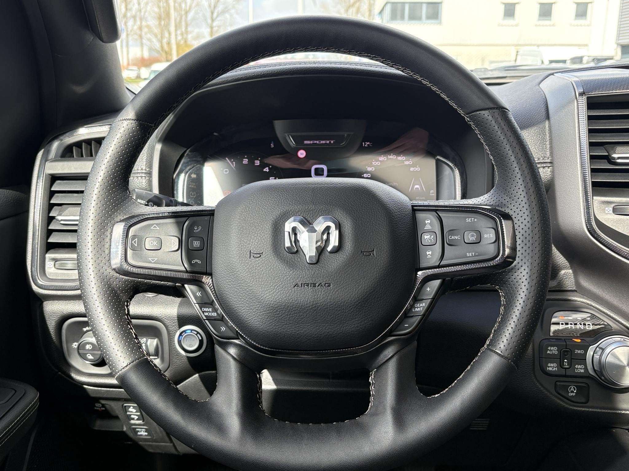 Foto 25 van Dodge Ram 1500 3.0 SST 4x4 Crew Cab Sport 420pk | LPG | Pano