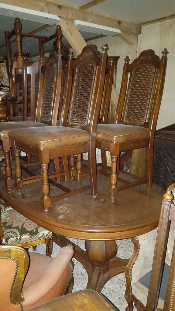 Klassiek eiken eetkamers stoelen en tafel, Huis en Inrichting, Stoelen, Ophalen, Gebruikt, Bruin