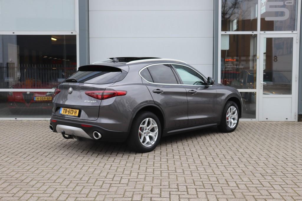 Alfa romeo STELVIO 2.0 T AWD SUPER/ORIG.NL/H&K/MEMORY/STOEL., Auto's, Alfa Romeo, Automaat, 1995 cc, 4 cilinders, Bedrijf