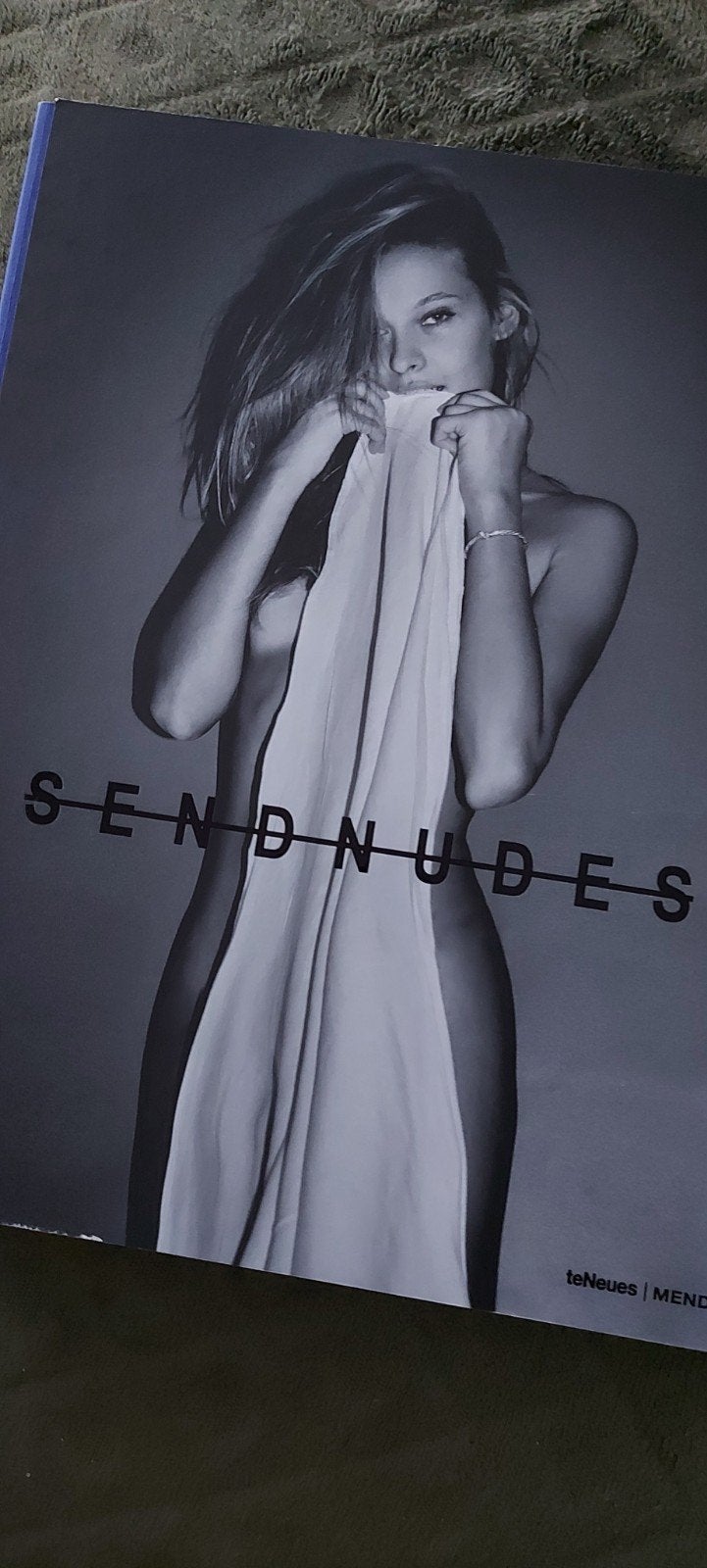 Mendo - #Sendnudes - Teneues- 2020, Ophalen of Verzenden, Gelezen, Fotografen
