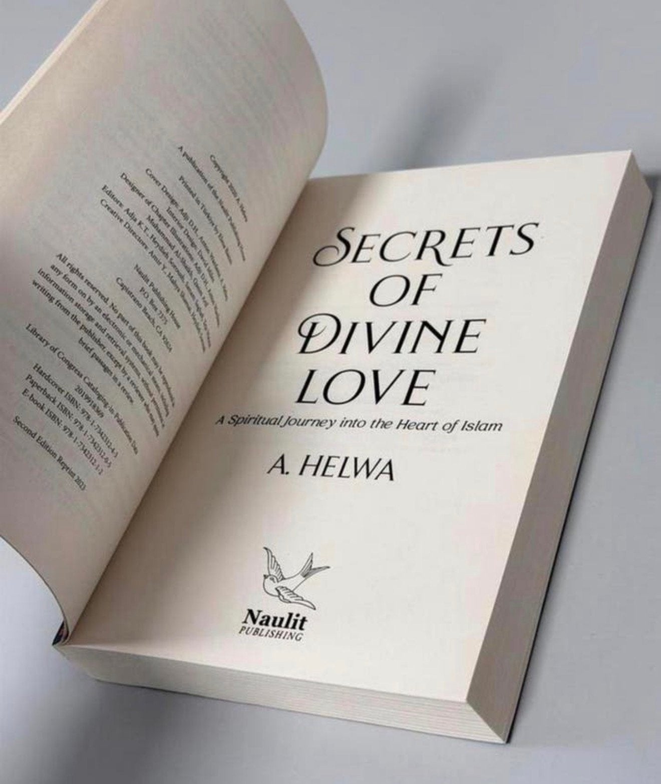 Secrets Of Divine Love A Spiritual Journey into Heart Islam, Boeken, Ophalen of Verzenden, Nieuw