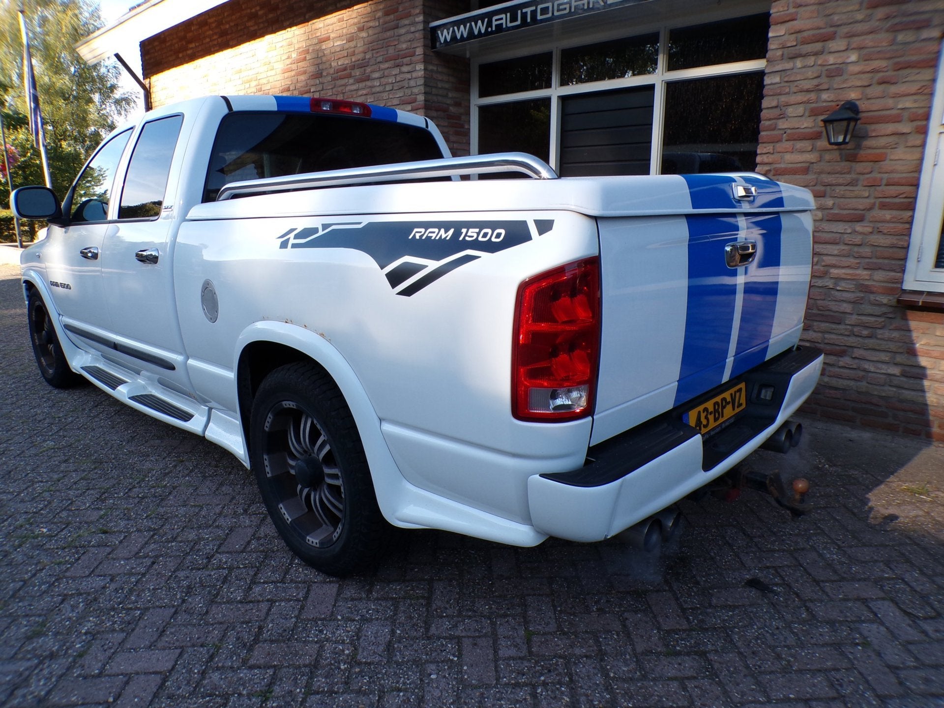 Dodge DODGE RAM 1500 Automaat / Leder / LPG G3, Auto's, Automaat, 238 pk, Gebruikt, Wit