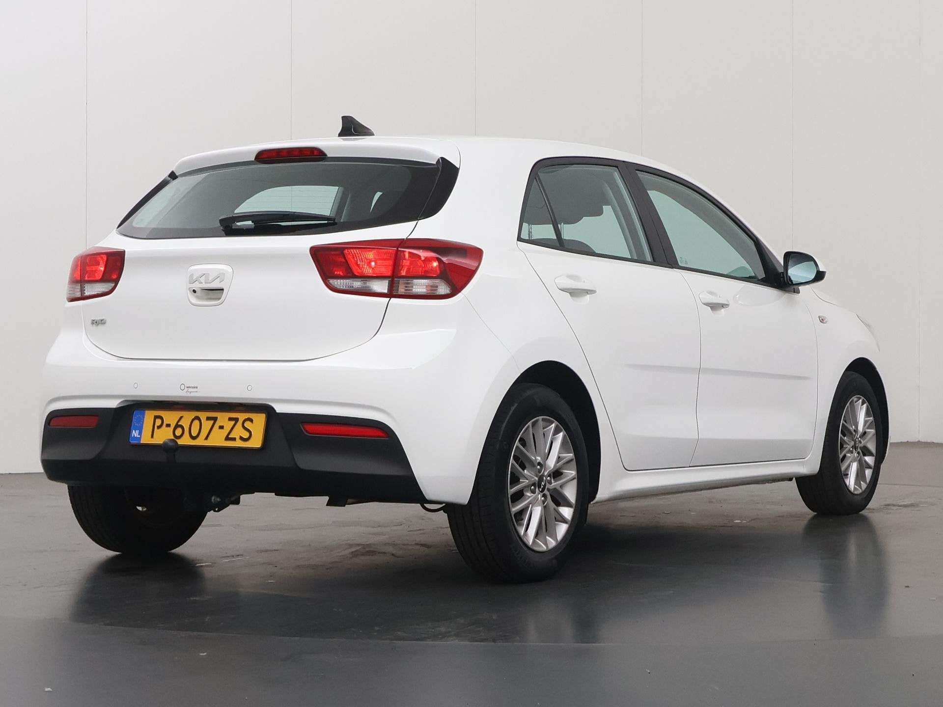Kia Rio 1.0 T-GDi MHEV DynamicLine | Trekhaak | Parkeercamer, Voorwielaandrijving, Gebruikt, Euro 6, Origineel Nederlands