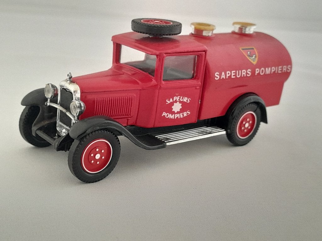 Citroën C4F Citerne 1:43 van Solido, Ophalen of Verzenden, Zo goed als nieuw, Auto, Solido