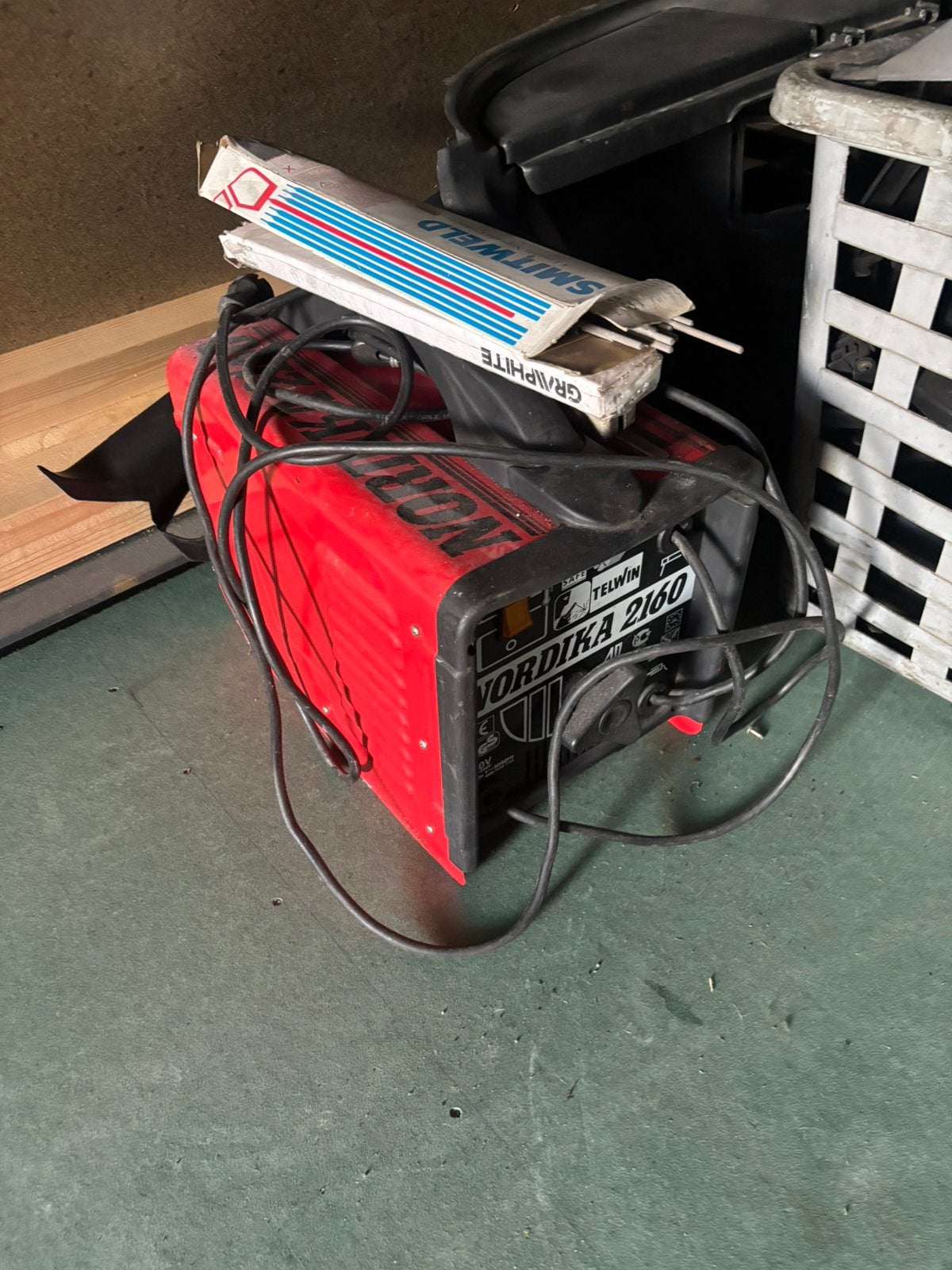 Elektrode lasapparaat, Ophalen, Zo goed als nieuw, Minder dan 150 ampère, Elektroden