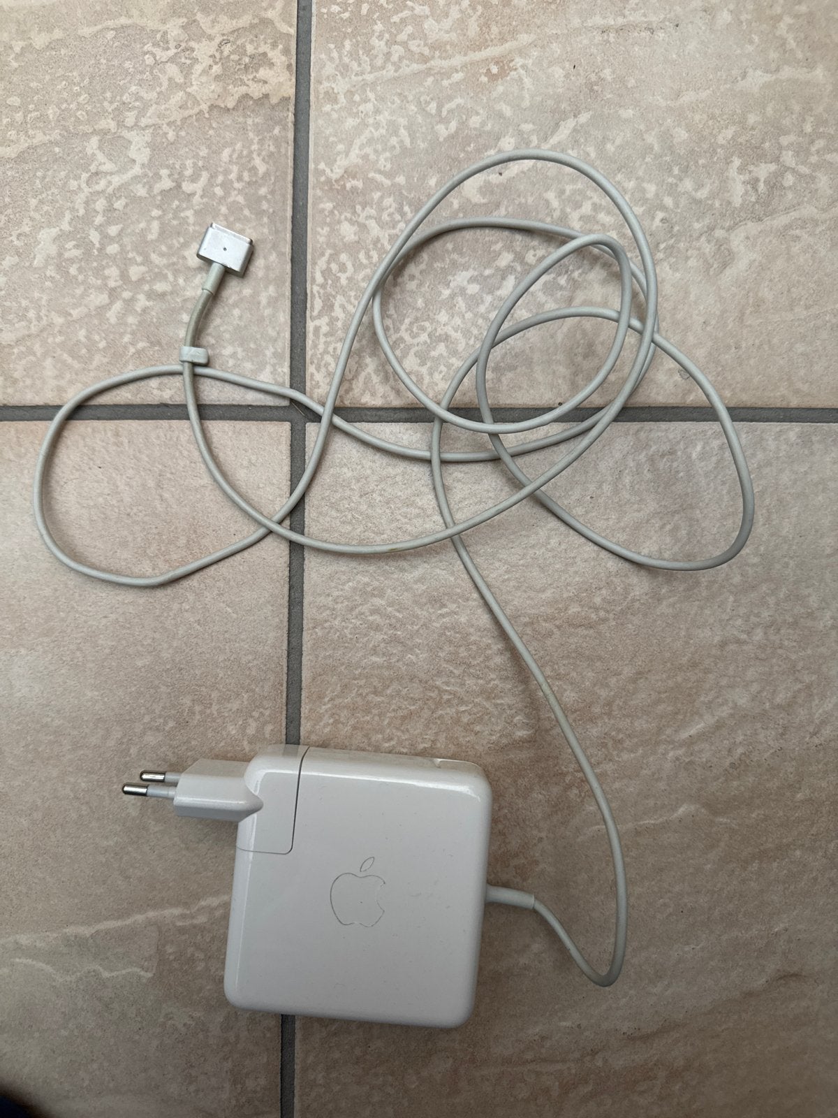 Apple MacBook oplader MagSafe 2, Ophalen of Verzenden, Zo goed als nieuw