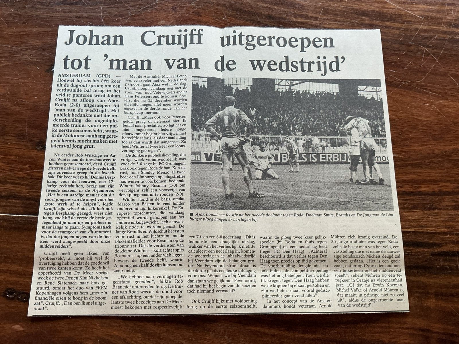 Voetbal krantenartikel Ajax Roda JC Cruijff man vd Wedstrijd, Ophalen of Verzenden, Knipsel(s)
