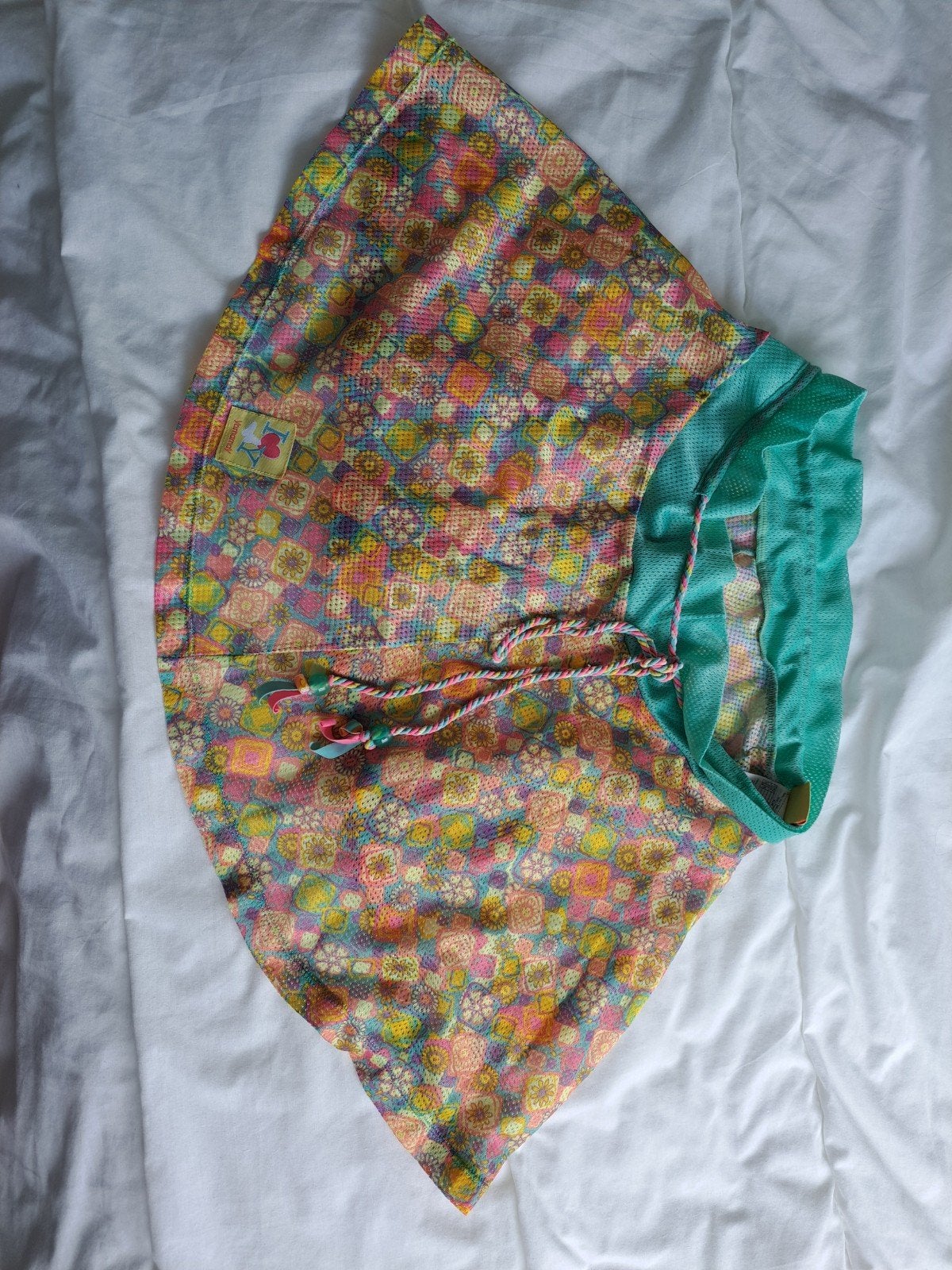Kleurrijke Beach Skirt Maat S - Perfect voor de zomer!, Kleding | Dames, Overige typen, Meerkleurig, Ophalen of Verzenden, Zo goed als nieuw