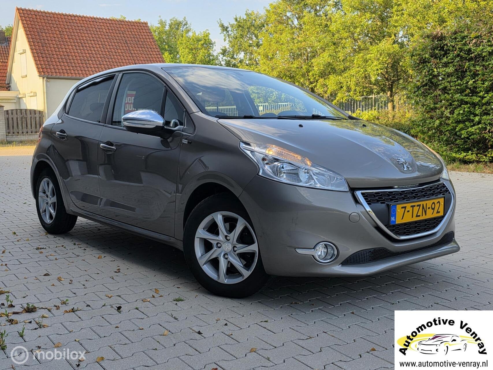 Peugeot 208 1.2 VTi Style 76.000 km NAP, mooie frisse Auto, Voorwielaandrijving, Euro 5, Gebruikt, 31 €/maand