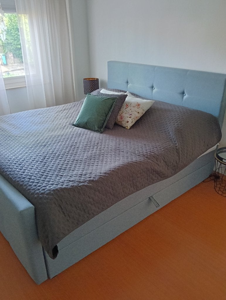 Bed boxspring, Huis en Inrichting, Slaapkamer | Boxsprings, Ophalen, Opaal groenig, Tweepersoons, Zo goed als nieuw