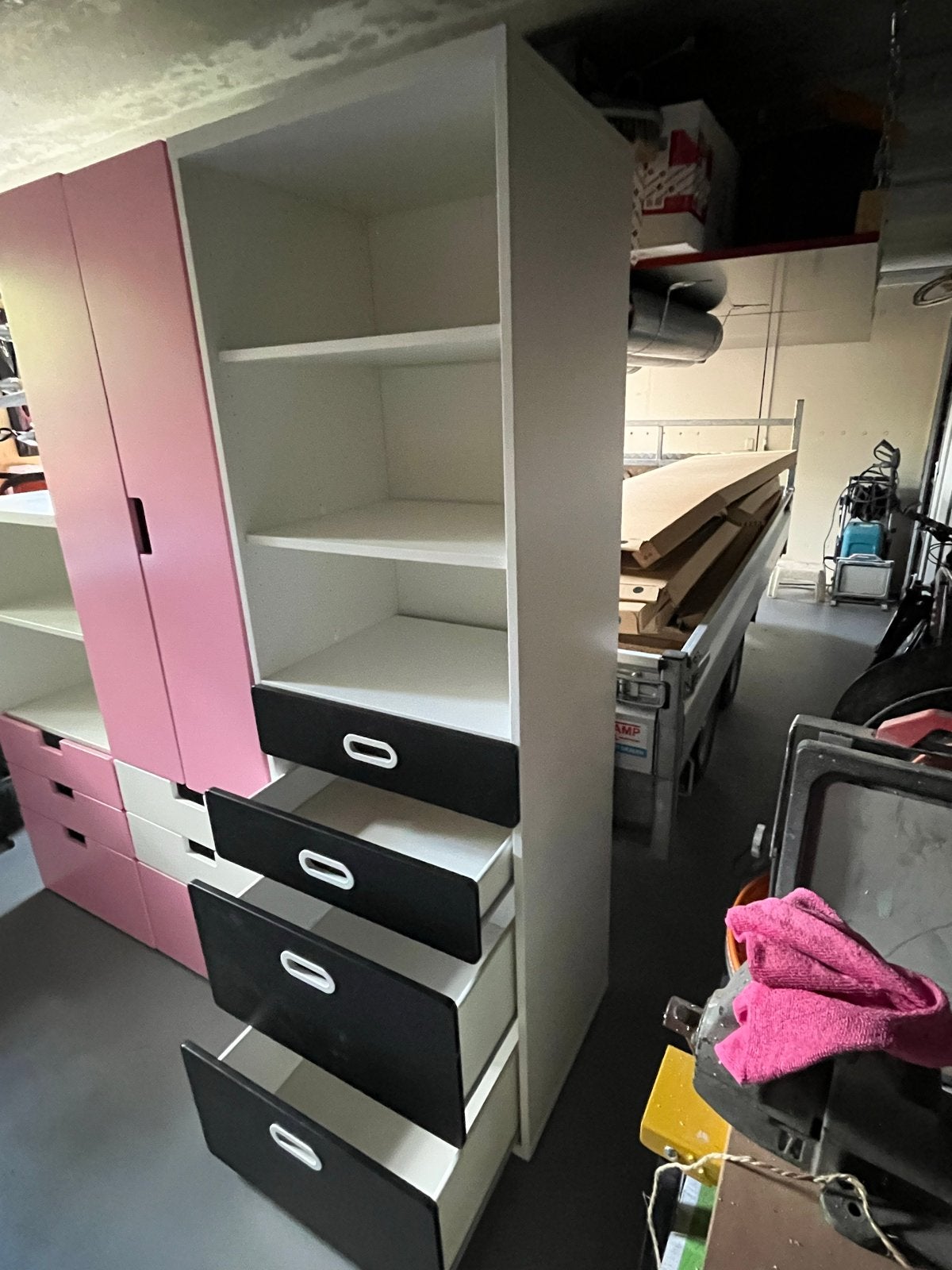 Ikea kast met zwarte laden, Ophalen, 50 tot 100 cm, 3 of 4 laden, Minder dan 100 cm
