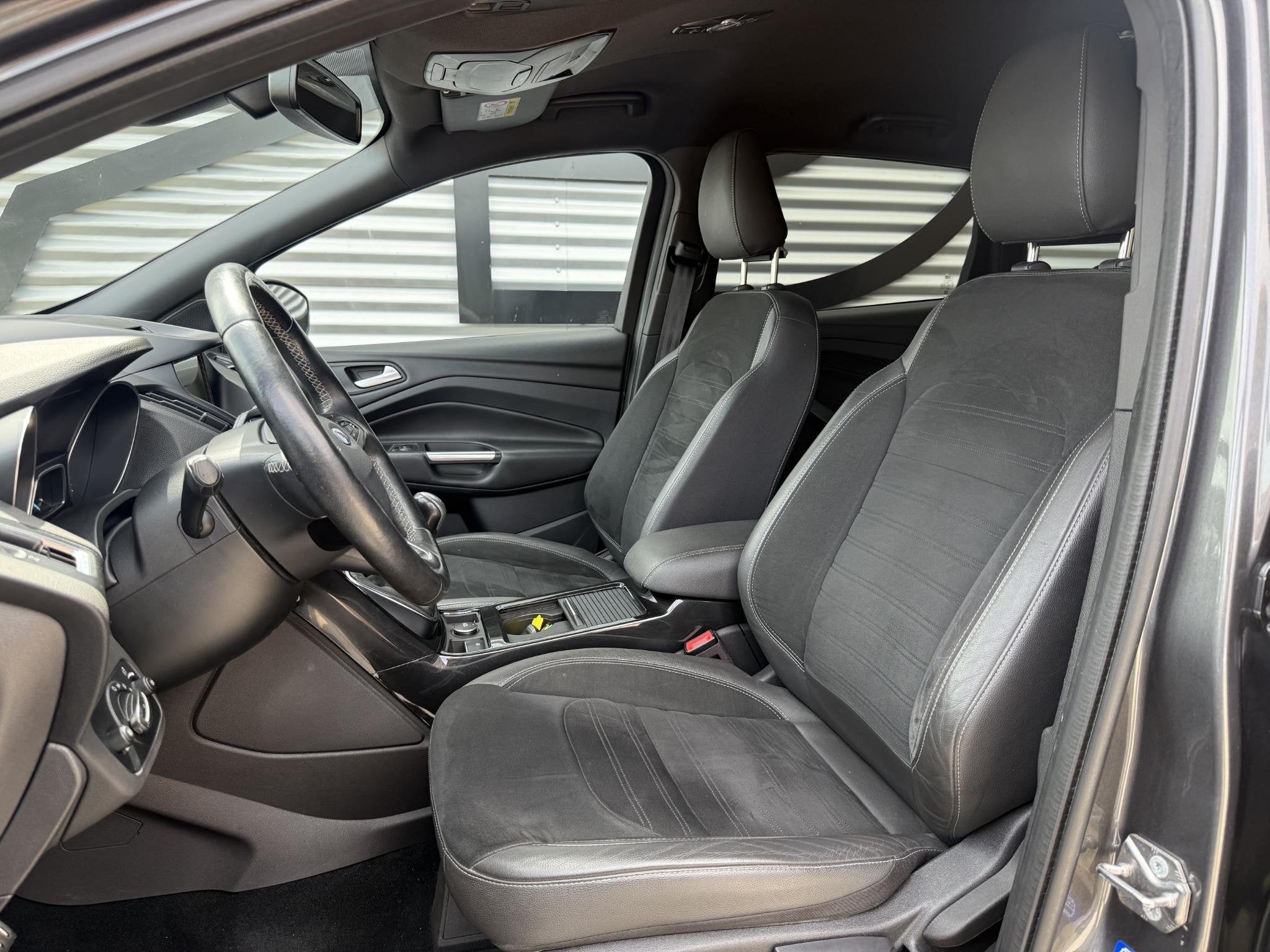 Ford Kuga 1.5 EcoBoost ST Line 1e Eigenaar|Navi|Trekhaak|Car, Auto's, Euro 6, 4 cilinders, Leder en Stof, Bedrijf