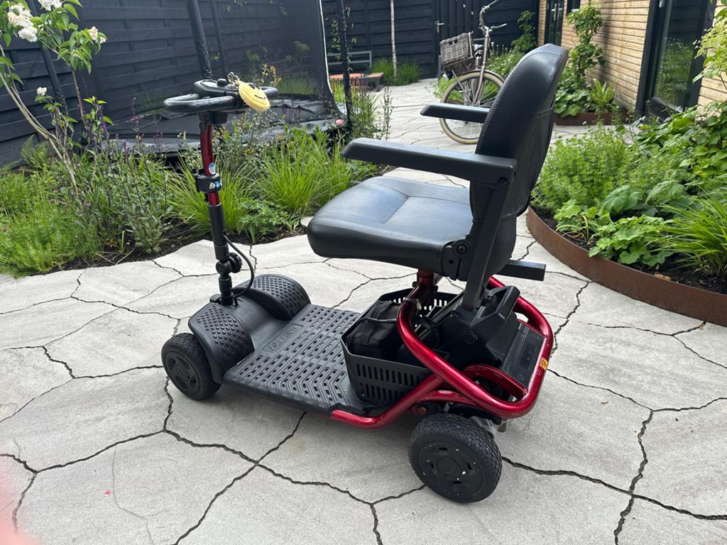 Scootmobiel opvouwbaar (nieuwe accu’s), Ophalen, Gebruikt, Excel, 16 km/u of meer