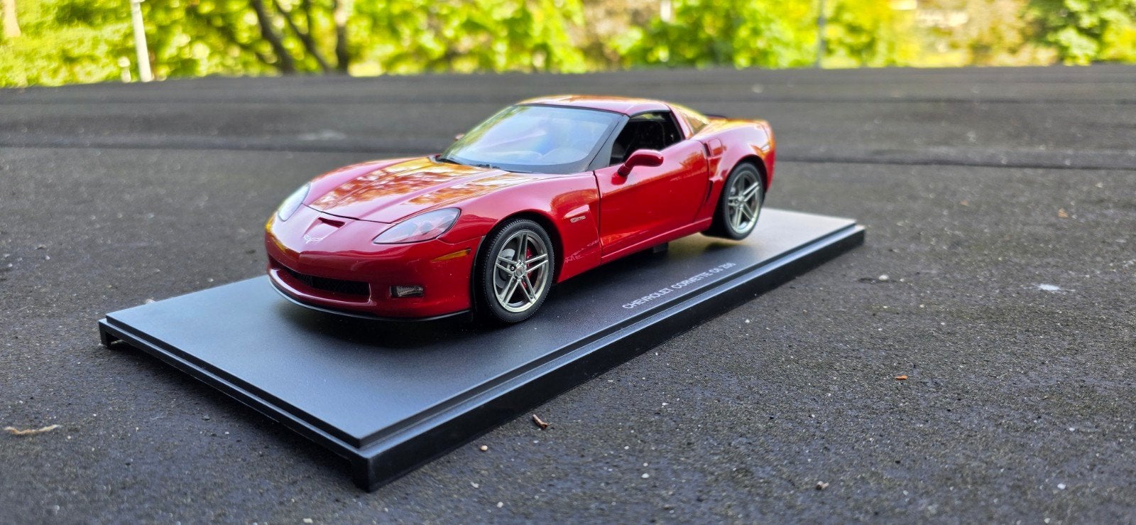 SUPER SALE 1:18 Chevrolet corvette C6 Z06 AutoArt, Hobby en Vrije tijd, Modelauto's | 1:18, Ophalen of Verzenden, Zo goed als nieuw