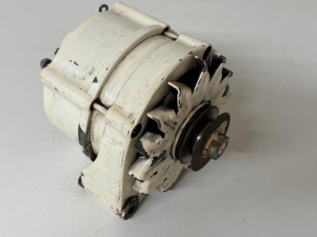 Bosch 14V 45A 20 Dynamo, Ophalen of Verzenden, Gebruikt, Motor en Techniek