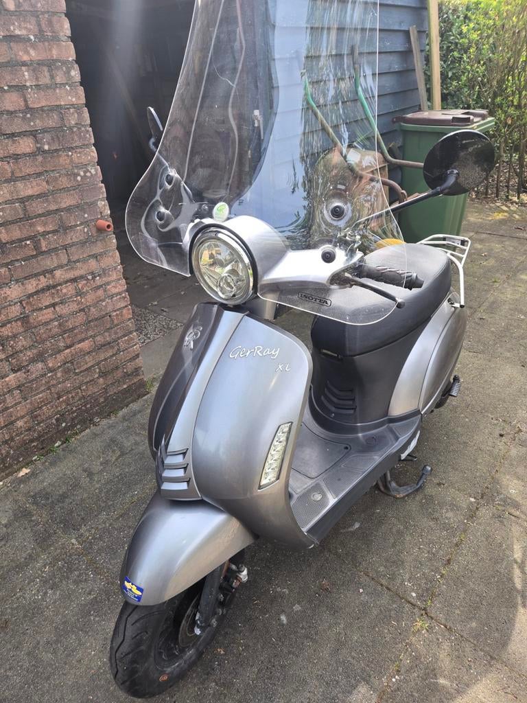 GerRay XL snorscooter (30-06-2015), Fietsen en Brommers, Snorfietsen en Snorscooters, Ophalen, Benzine, Overige merken
