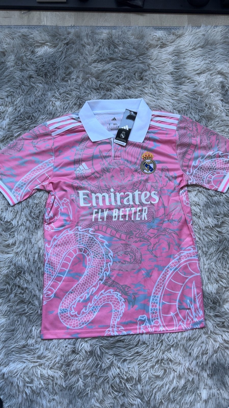 Real Madrid voetbalshirt Emirates, Nieuw, Ophalen of Verzenden, Roze, Algemeen