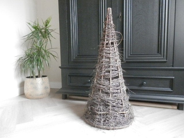 Decoratieve "kerstboom" (kegel) van wilgentenen, Ophalen, Gebruikt, Overige materialen