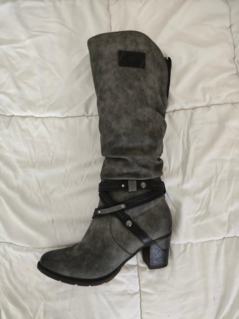 Lange dames laarzen merk Rieker, Kleding | Dames, Schoenen, Ophalen of Verzenden, Zo goed als nieuw, Grijs, Hoge laarzen