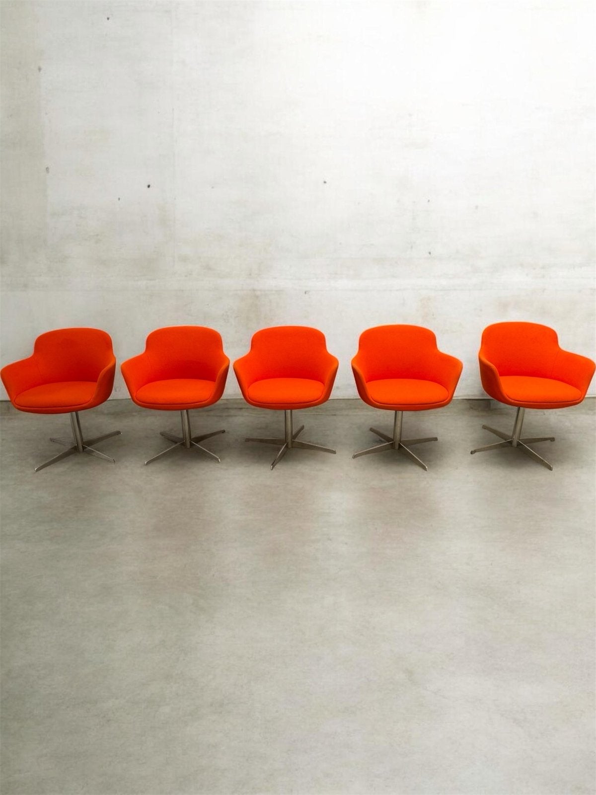5 Oranje Draaistoelen met Draaimechanisme, Huis en Inrichting, Stoelen, Gebruikt, Overige kleuren, Ophalen of Verzenden, Stof